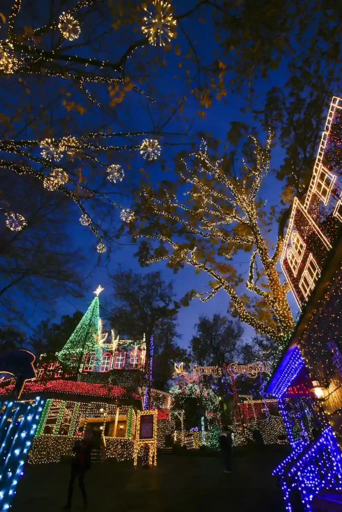 Old Time Christmas Light Display at Silver Dollar City